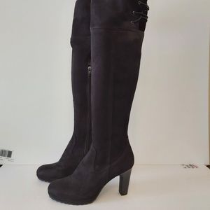 Boots Browns Size 8 made in china